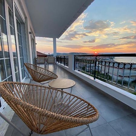 Villa Eleni Greece - Wonderful Sea View Studios Nea Roda Luaran gambar