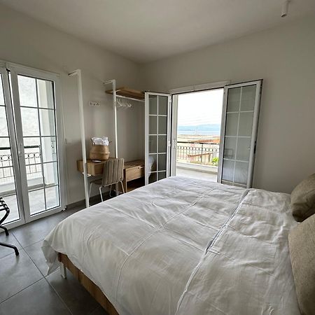 Villa Eleni Greece - Wonderful Sea View Studios Nea Roda Luaran gambar