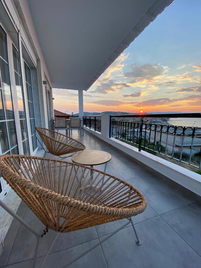 Villa Eleni Greece - Wonderful Sea View Studios Nea Roda Luaran gambar